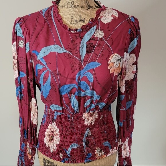 NWOT Willow & Clay floral top - Picture 1 of 4